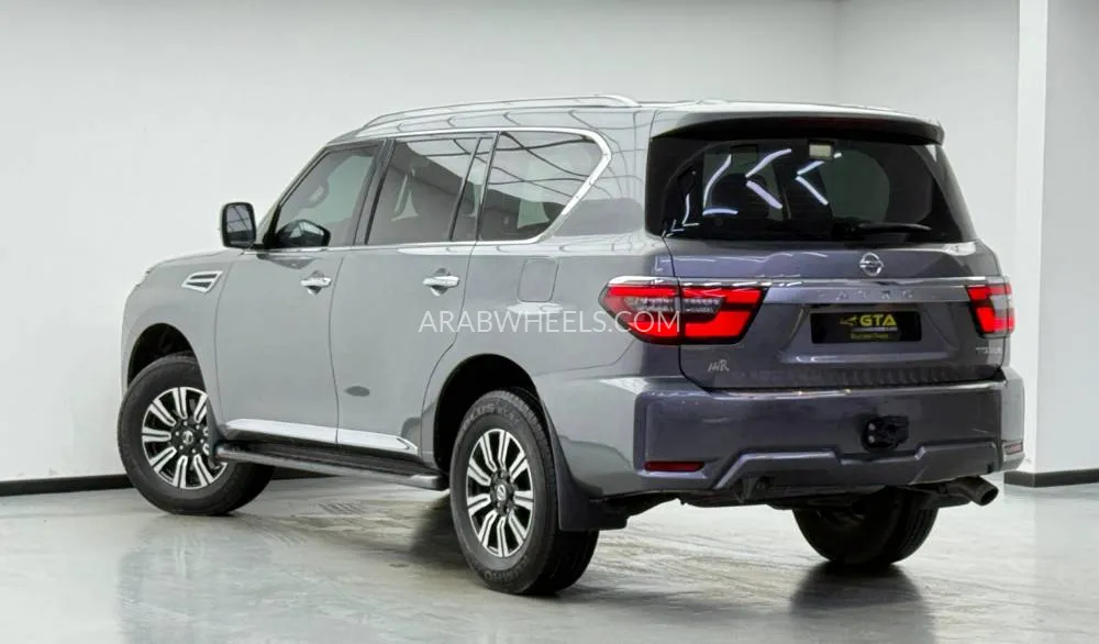 Nissan Patrol 2020 for Sale in Dubai Image-17