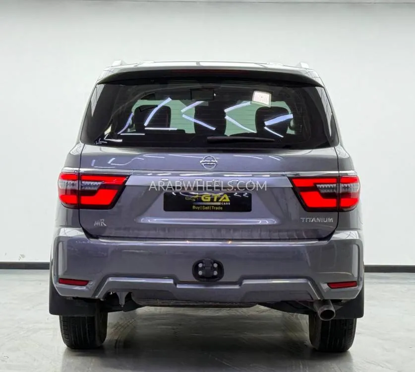 Nissan Patrol 2020 for Sale in Dubai Image-18