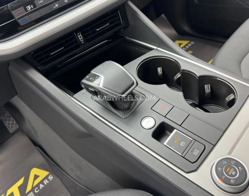 Volkswagen Touareg 2023 for Sale in Dubai Image-7