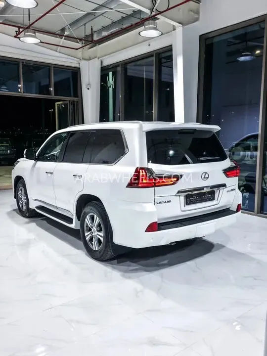 Lexus LX 2019 for Sale in Abu Dhabi Image-16