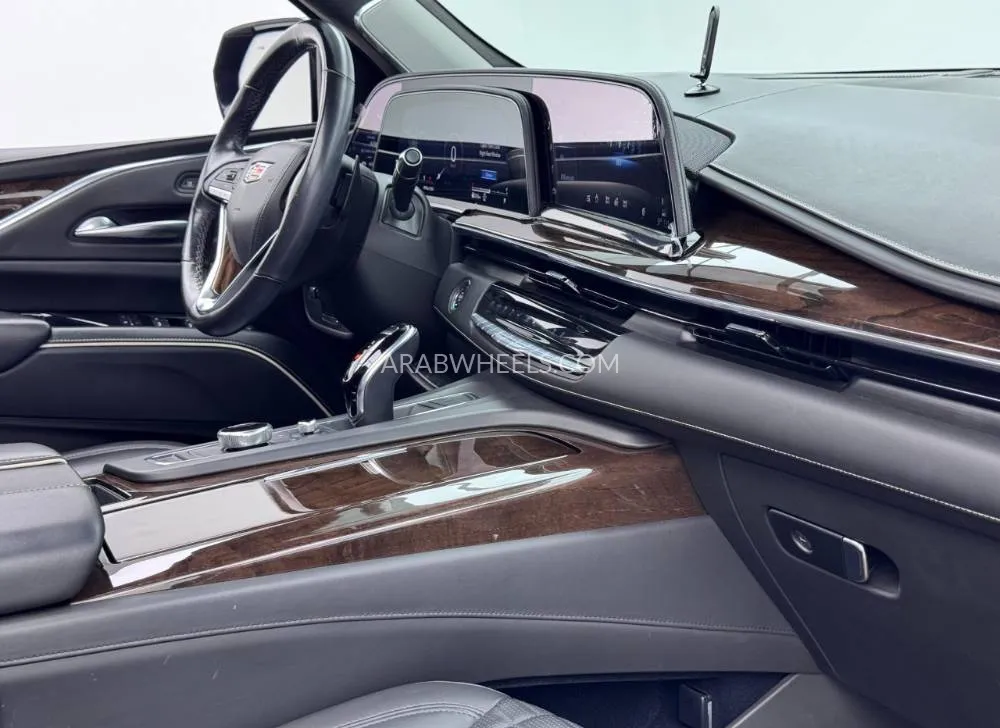 Cadillac Escalade 2021 for Sale in Dubai Image-13