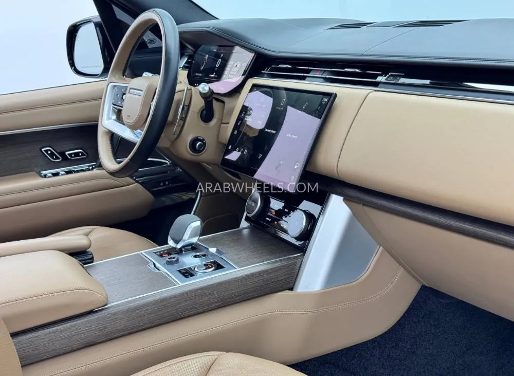Land Rover Range Rover 2022 for Sale in Dubai Image-12