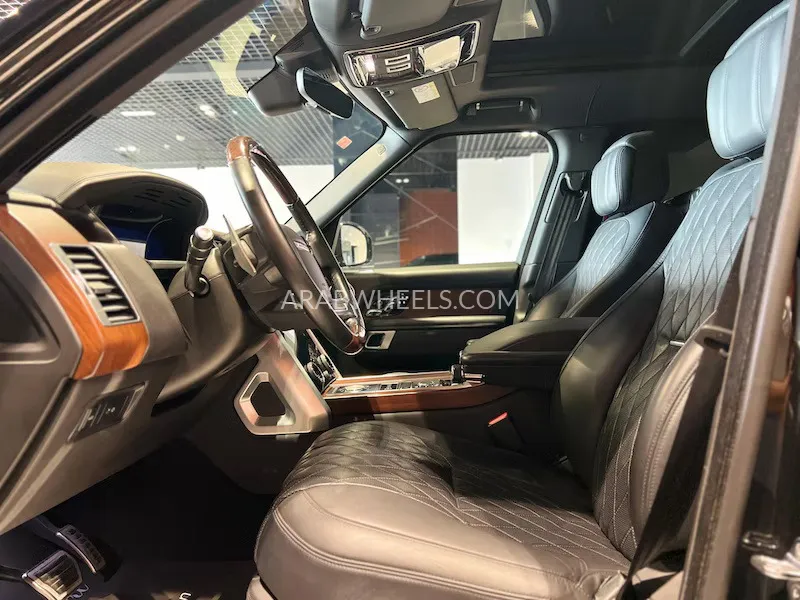 Land Rover Range Rover 2022 for Sale in Dubai Image-6