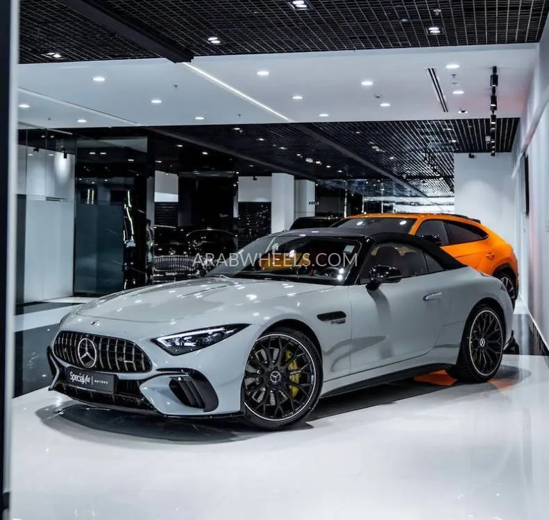 Mercedes Benz SL Class 2022 for Sale in Dubai Image-4