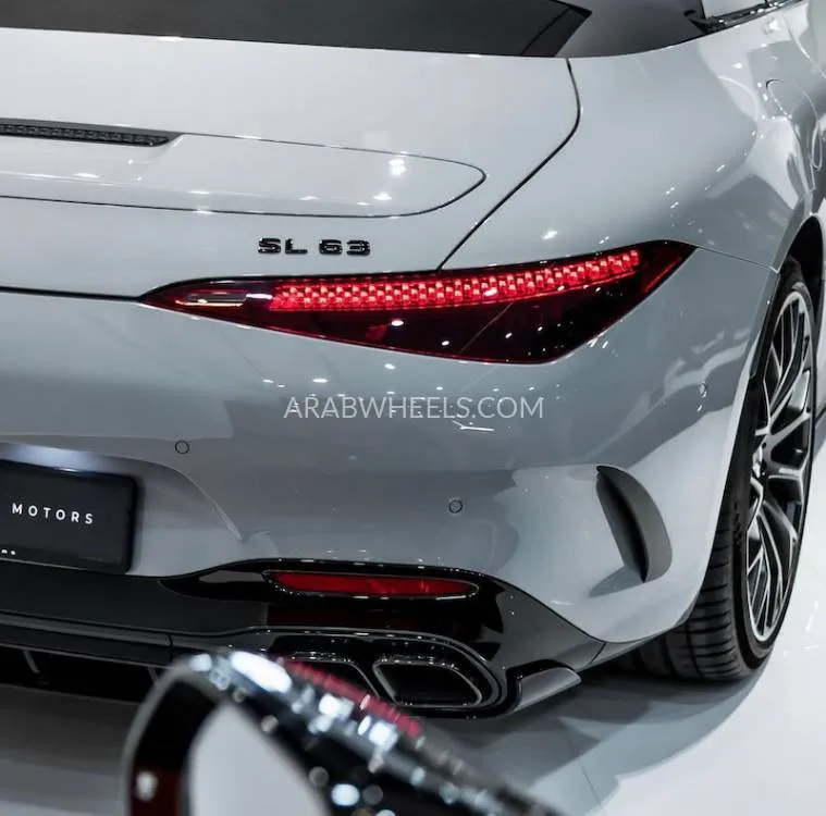 Mercedes Benz SL Class 2022 for Sale in Dubai Image-7