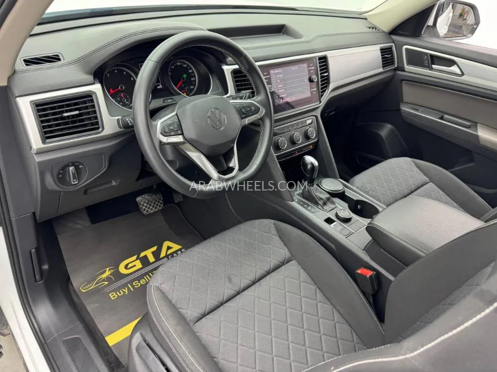 Volkswagen Teramont 2021 for Sale in Dubai Image-16