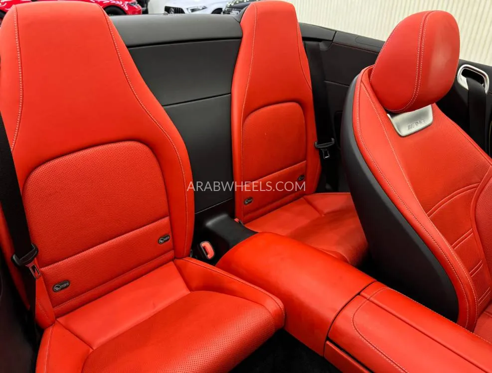 Mercedes Benz SL Class 2022 for Sale in Dubai Image-5