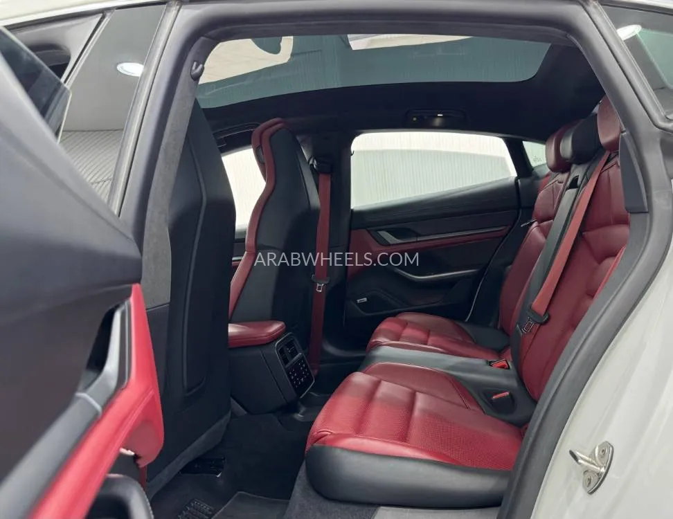 Porsche Taycan 2021 for Sale in Dubai Image-12