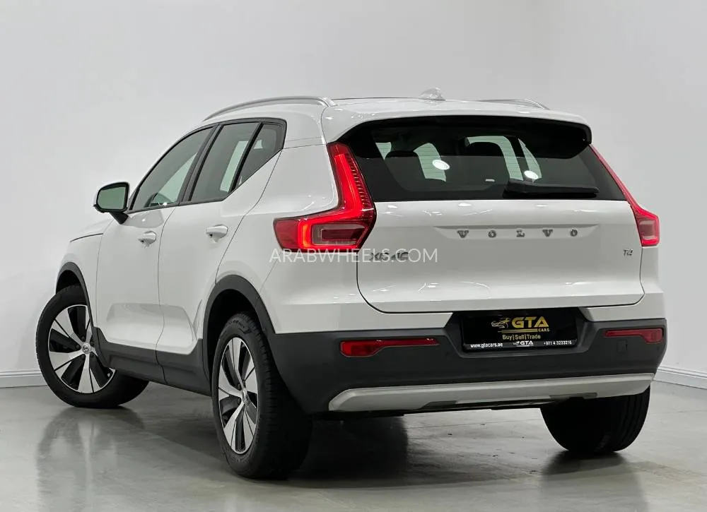 Volvo XC40 2022 for Sale in Dubai Image-6