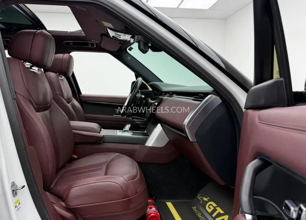 Land Rover Range Rover 2024 for Sale in Dubai Image-6