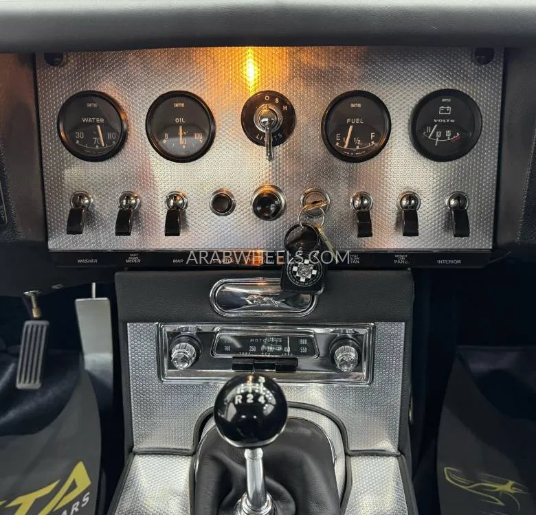 Jaguar E Type 1963 for Sale in Dubai Image-10