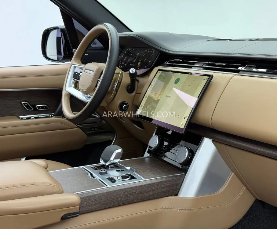 Land Rover Range Rover 2023 for Sale in Dubai Image-15