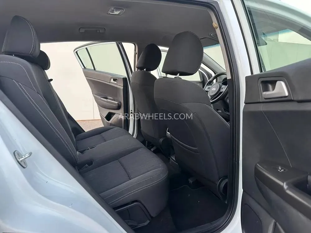 Kia Sportage 2019 for Sale in Sharjah Image-12