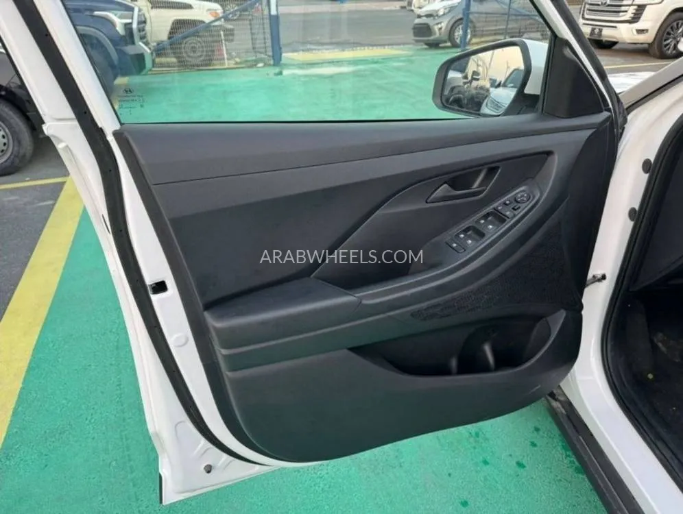 Hyundai Creta 2023 for Sale in Dubai Image-12