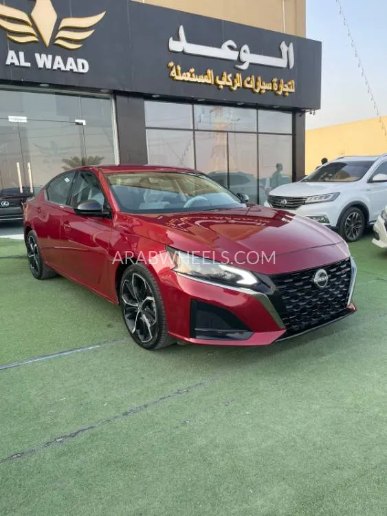 Nissan Altima 2023 for Sale in Ras Al Khaimah Image-1