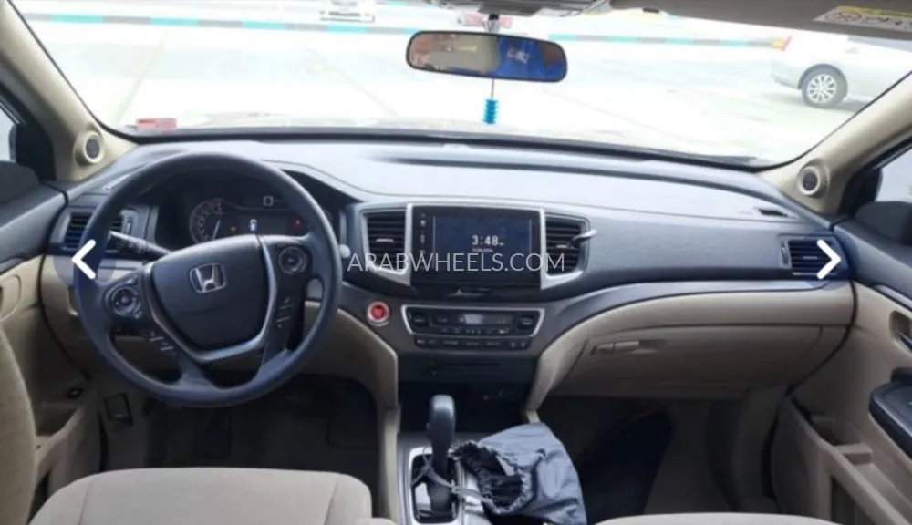 Honda Pilot 2017 for Sale in Dubai Image-10