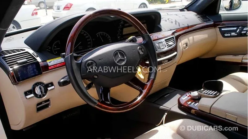 Mercedes Benz CLS Class 2007 for Sale in Dubai Image-7