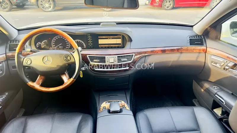 Mercedes Benz CLS Class 2007 for Sale in Dubai Image-9