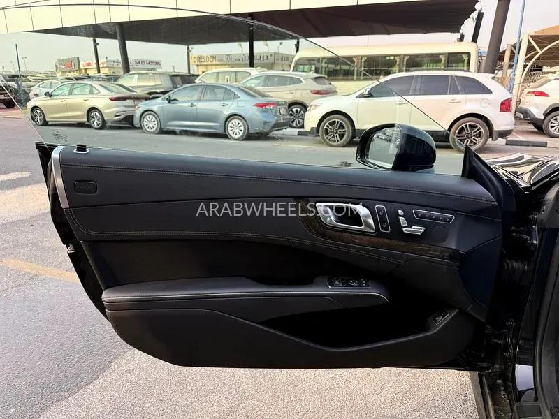 Mercedes Benz SL Class 2012 for Sale in Dubai Image-10