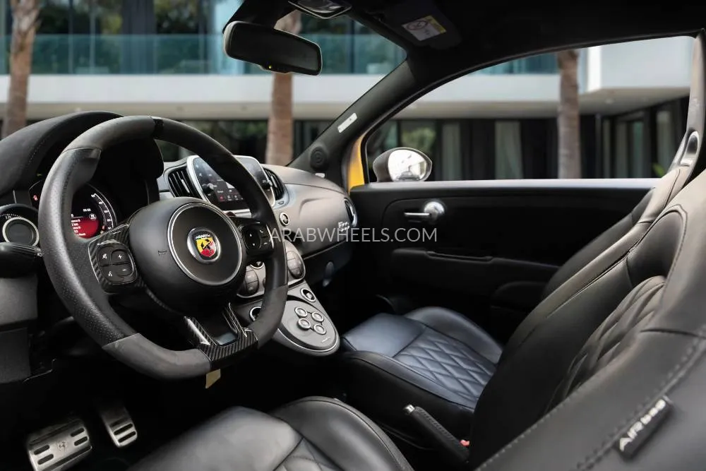 Abarth 595 2022 for Sale in Dubai Image-9
