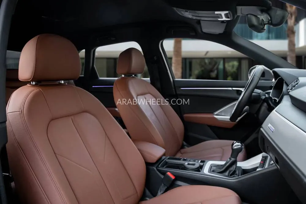 Audi Q3 2020 for Sale in Dubai Image-11