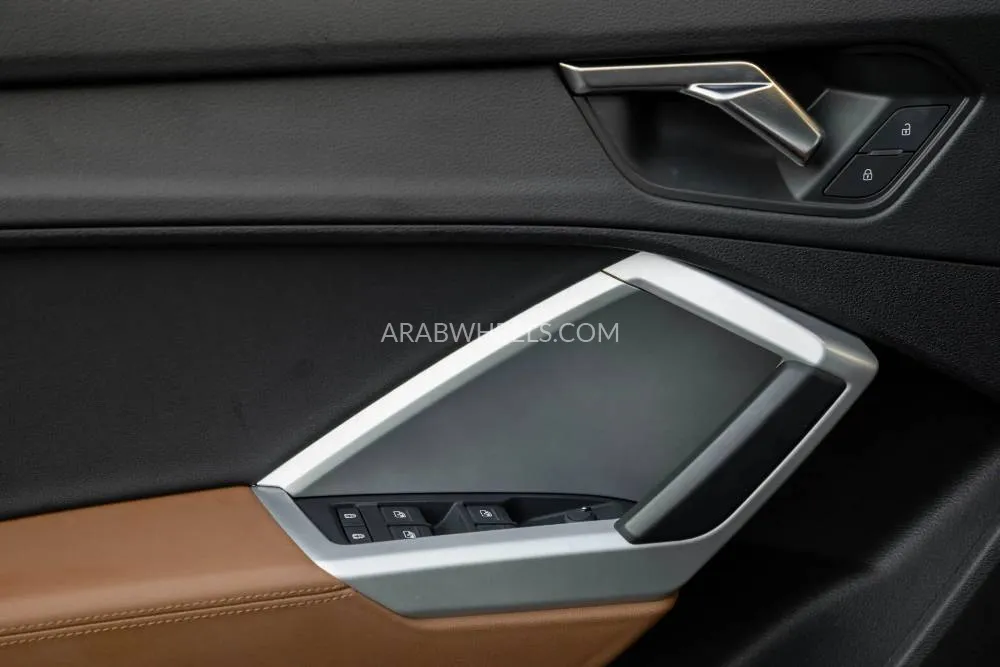 Audi Q3 2022 for Sale in Dubai Image-13