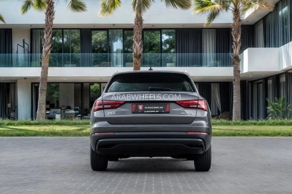 Audi Q3 2023 for Sale in Dubai Image-21