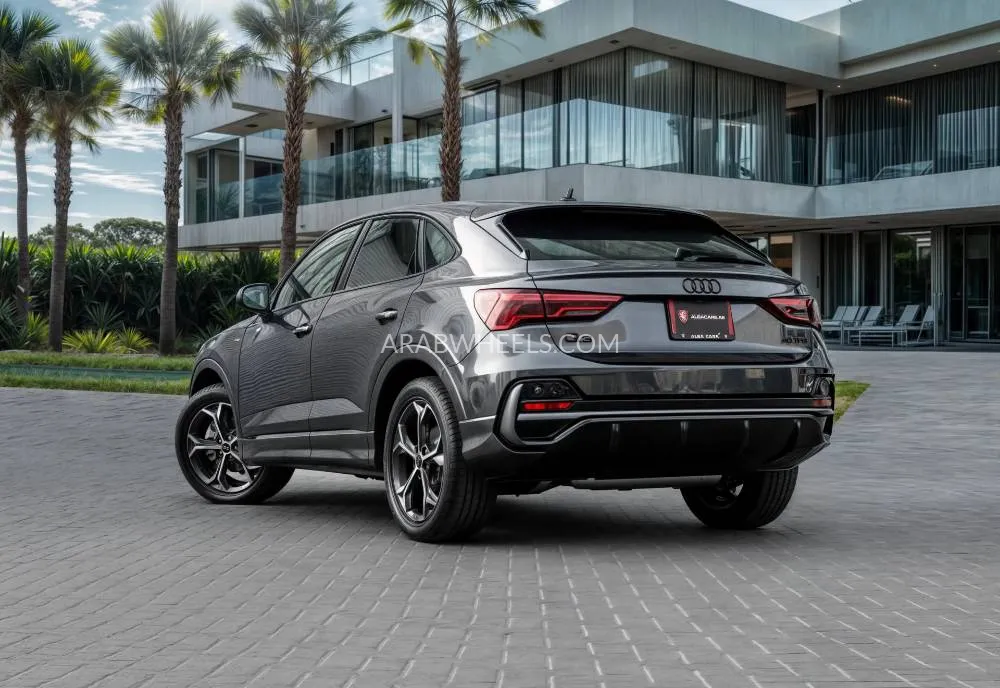 Audi Q3 2025 for Sale in Dubai Image-19