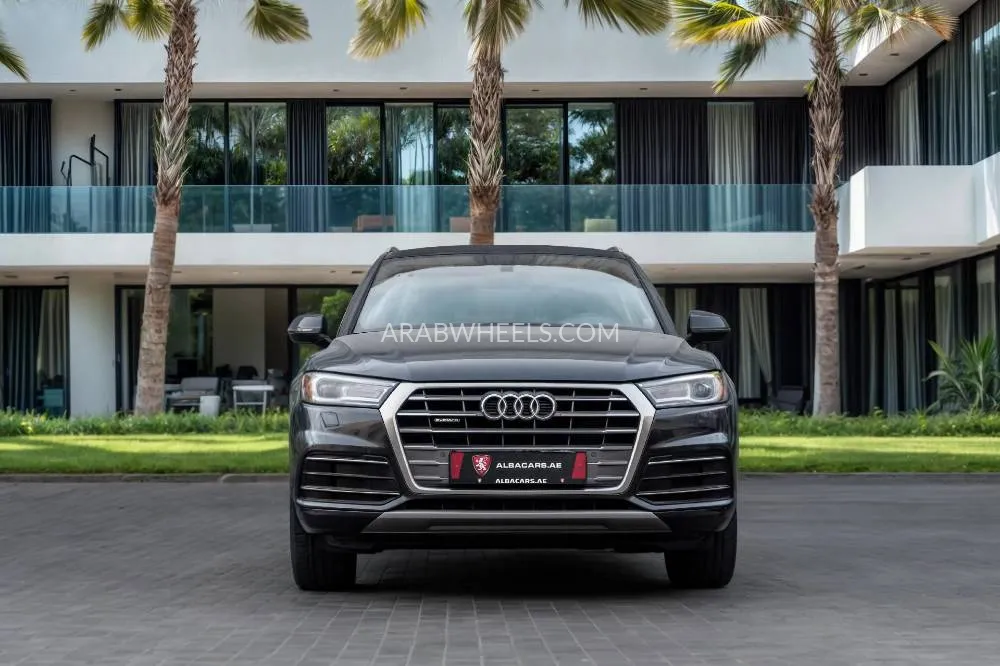 Audi Q5 2020 for Sale in Dubai Image-4