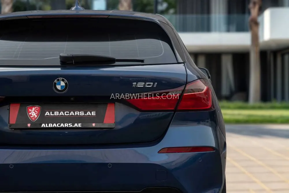 BMW 1 series 2021 for Sale in Dubai Image-7
