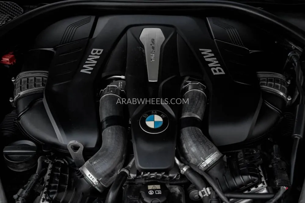 BMW 7 series 2018 for Sale in Dubai Image-15