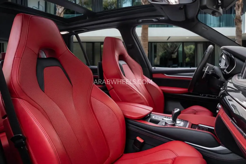 BMW X5 2018 for Sale in Dubai Image-11