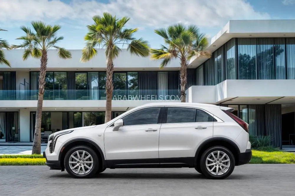 Cadillac XT4 2022 for Sale in Dubai Image-17