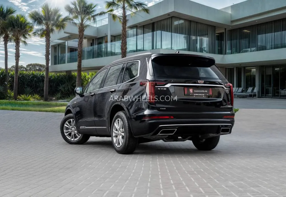 Cadillac XT6 2023 for Sale in Dubai Image-3