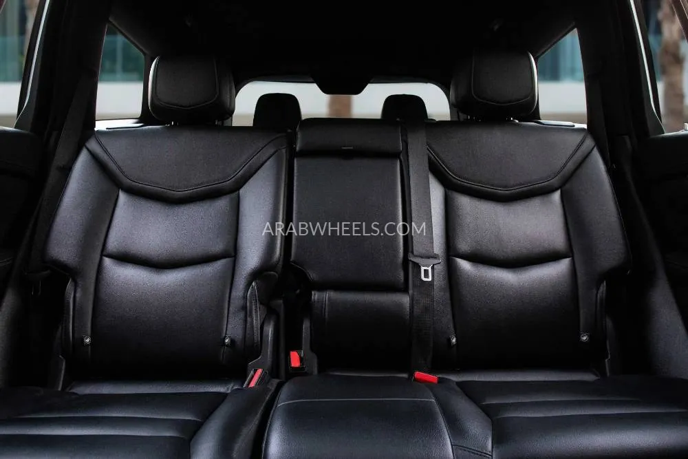 Cadillac XT6 2023 for Sale in Dubai Image-12