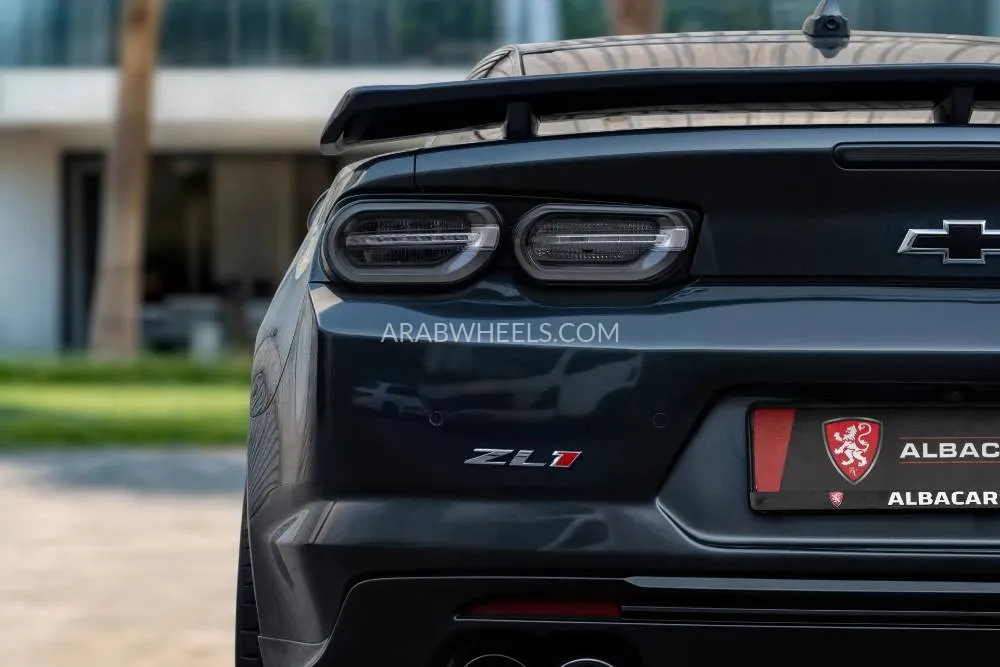 Chevrolet Camaro 2023 for Sale in Dubai Image-6