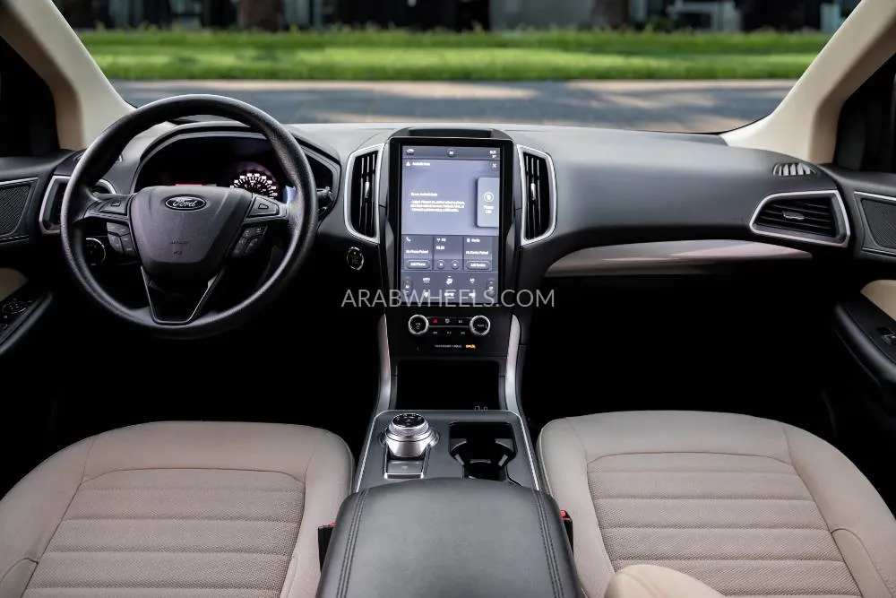 Ford Edge 2022 for Sale in Dubai Image-7