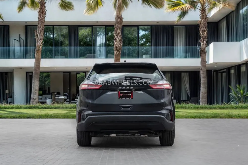 Ford Edge 2022 for Sale in Dubai Image-5