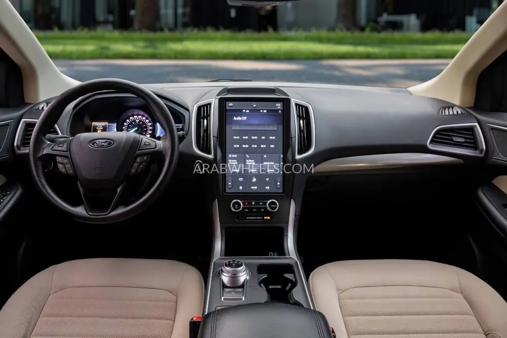 Ford Edge 2022 for Sale in Dubai Image-8