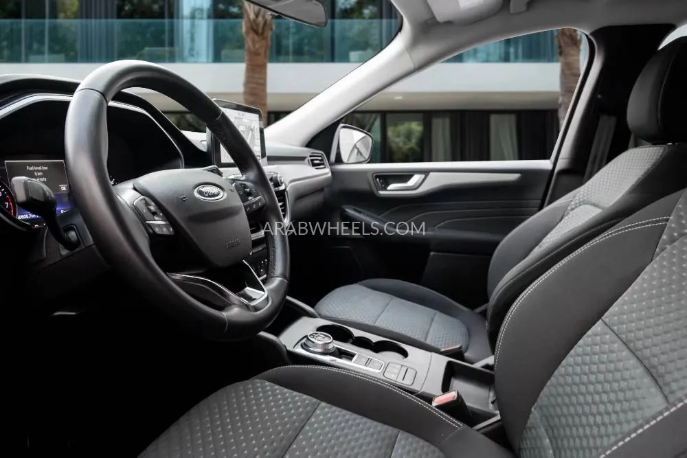 Ford Escape 2022 for Sale in Dubai Image-9