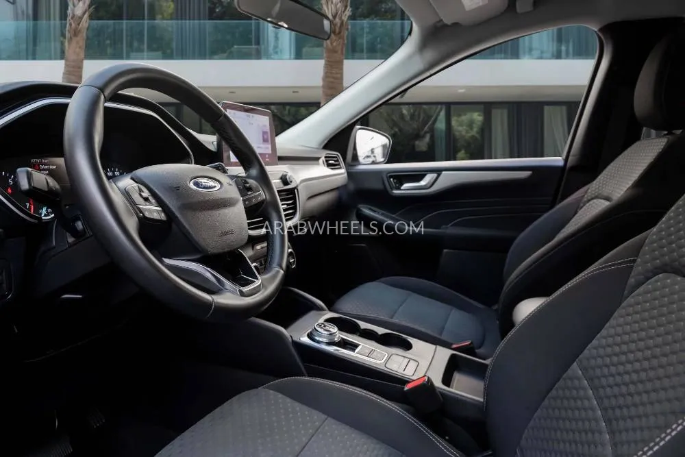 Ford Escape 2022 for Sale in Dubai Image-9