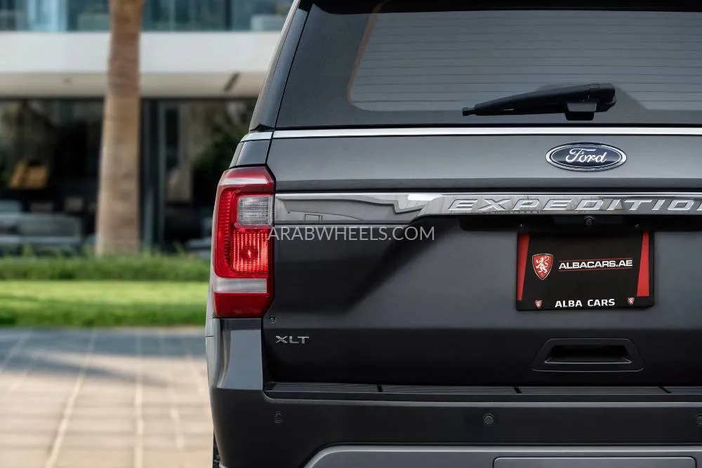 Ford Expedition 2020 for Sale in Dubai Image-6