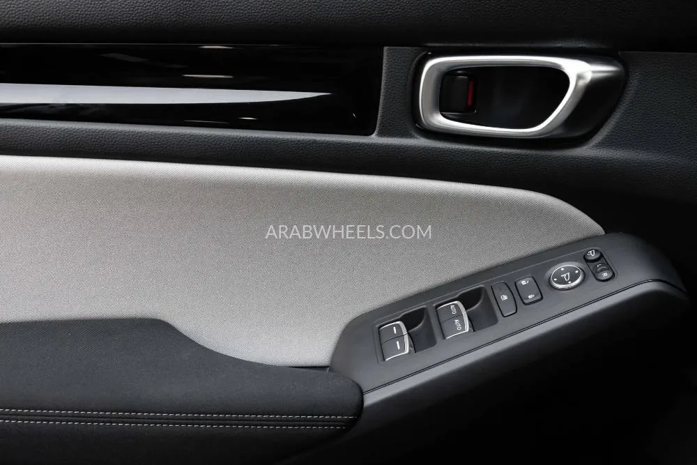Honda Civic 2025 for Sale in Dubai Image-15