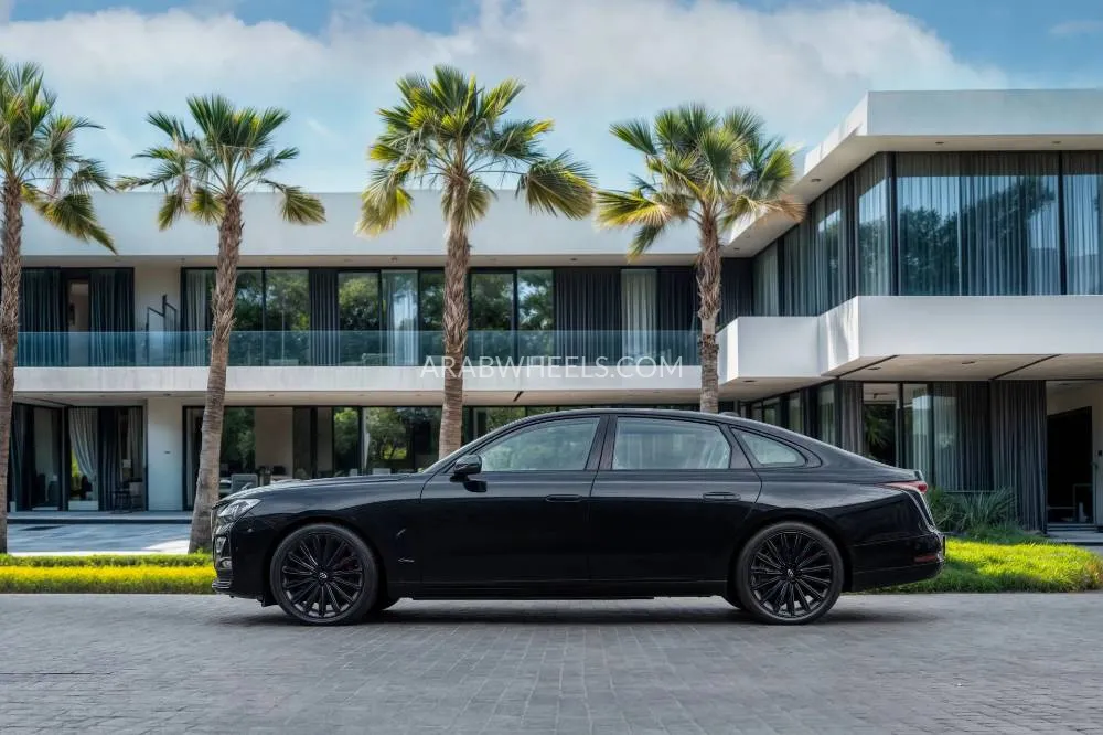 Hongqi H9 2023 for Sale in Dubai Image-2