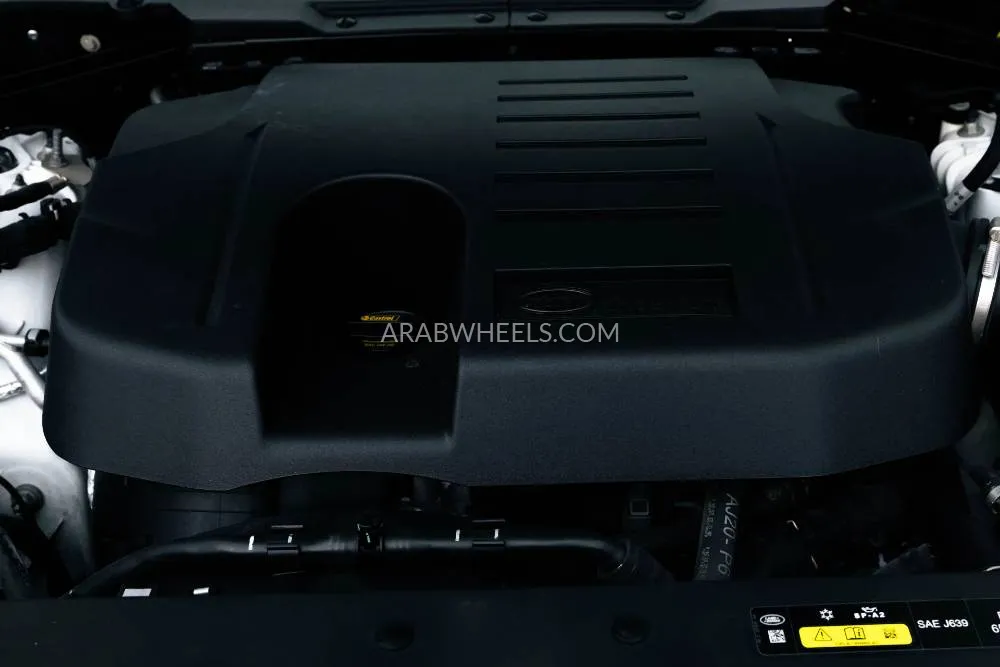 Land Rover Defender 2023 for Sale in Dubai Image-14