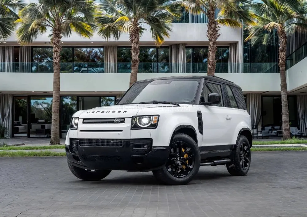 Land Rover Defender 2023 for Sale in Dubai Image-17