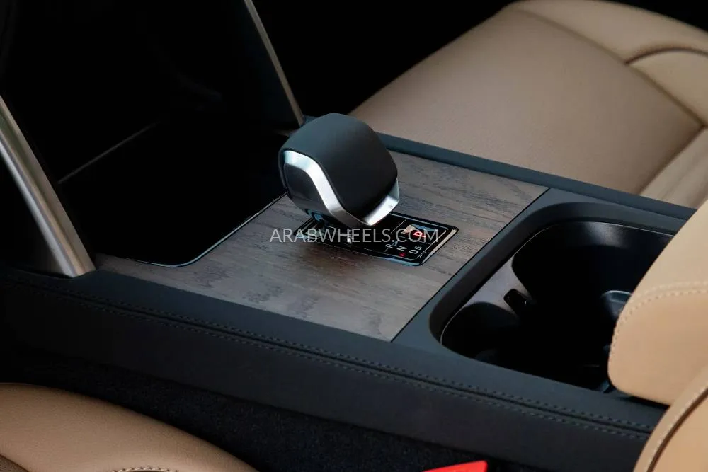 Land Rover Discovery Sport 2025 for Sale in Dubai Image-10