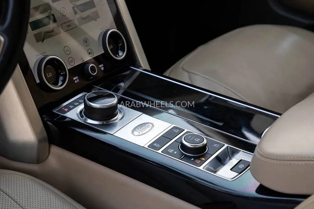 Land Rover Range Rover 2019 for Sale in Dubai Image-10