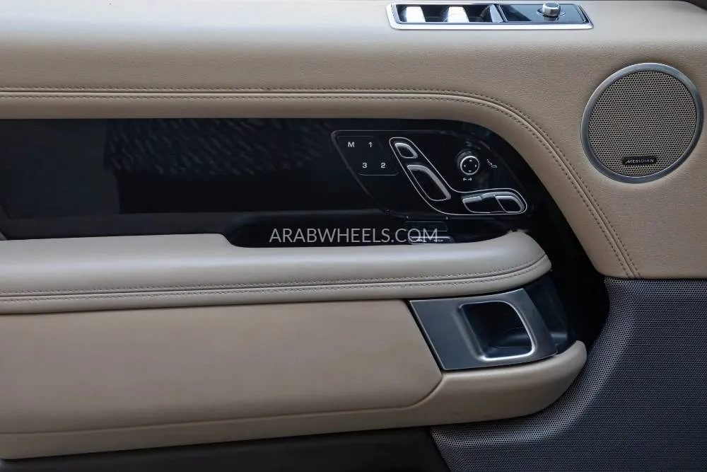 Land Rover Range Rover 2019 for Sale in Dubai Image-13