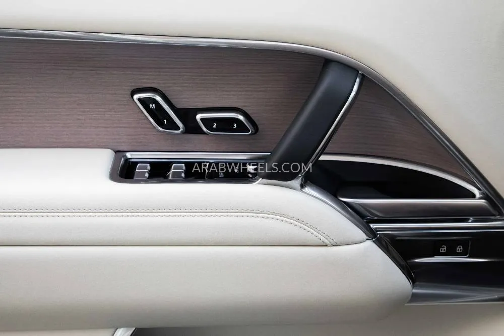 Land Rover Range Rover 2024 for Sale in Dubai Image-14